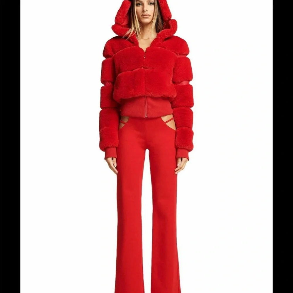 I AM GIA red fur hoodie - Picture 2 of 2